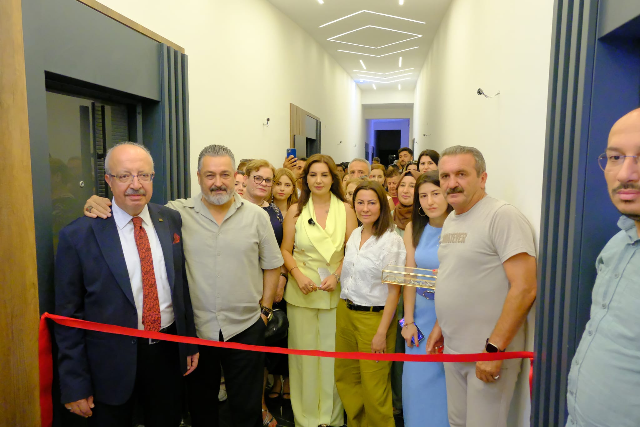 ​Antalya’da Görkemli Açılış: ESDALUXE Güzellik Salonu Hizmete Girdi