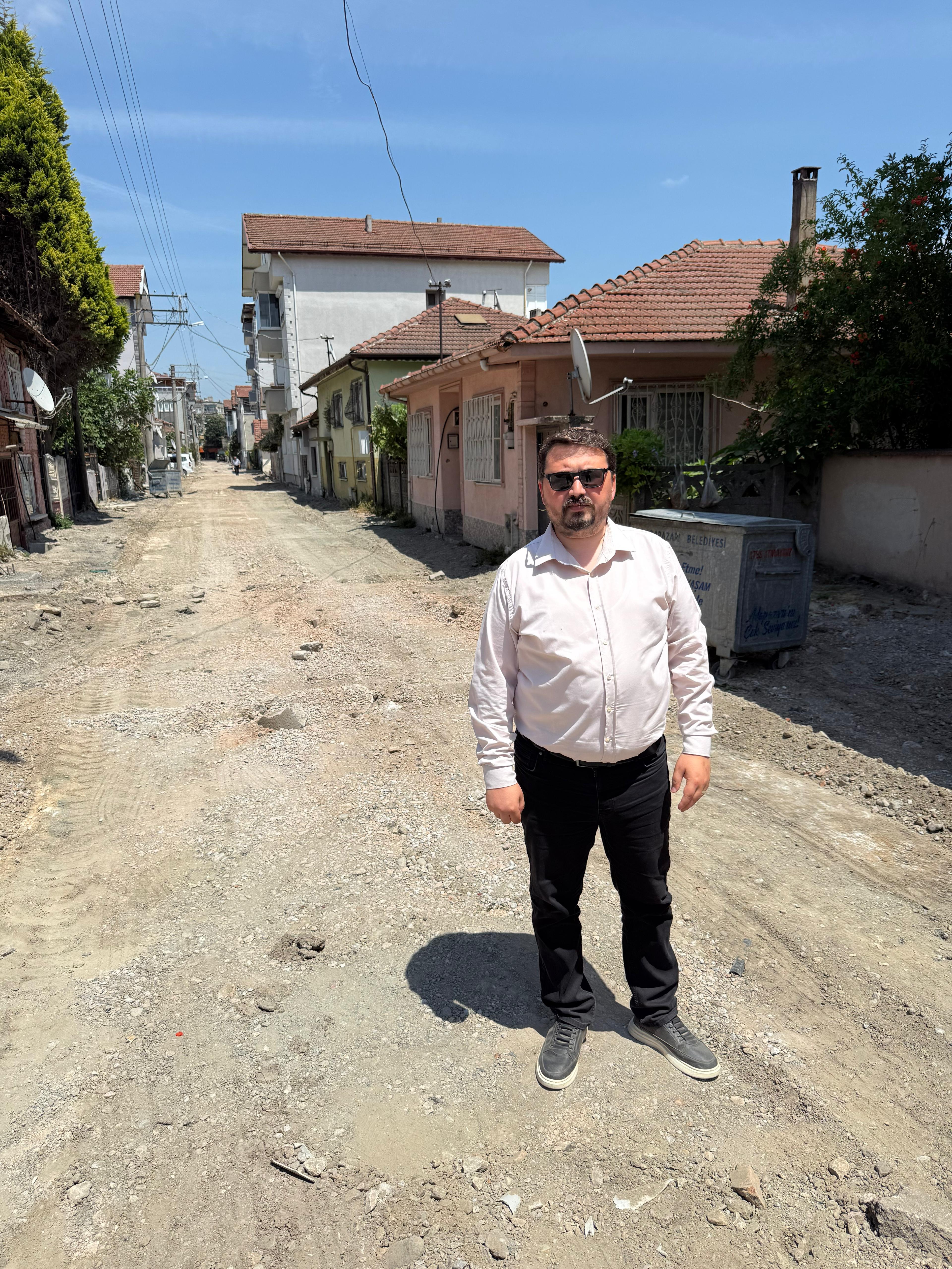 CHP Adapazarı İlçe Başkanı Anıl Özkan Çukurahmediye Mahallesi'ndeki Sorunları Yerinde İnceledi