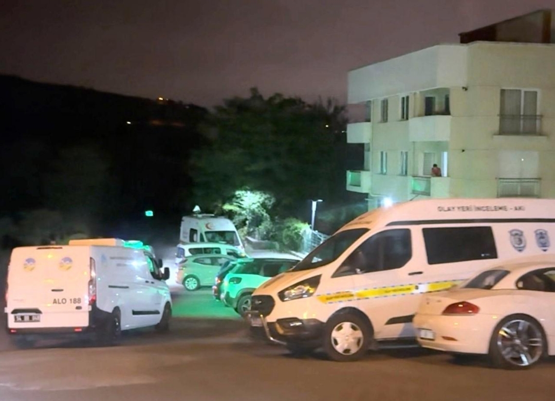 SAKARYA HENDEK’TE KANLI GECE: BİR OTELDE YÜKSELEN SİLAH SESLERİ İKİ OCAĞI SÖNDÜRDÜ